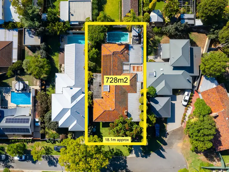 6 Batavia Way, Salter Point WA 6152