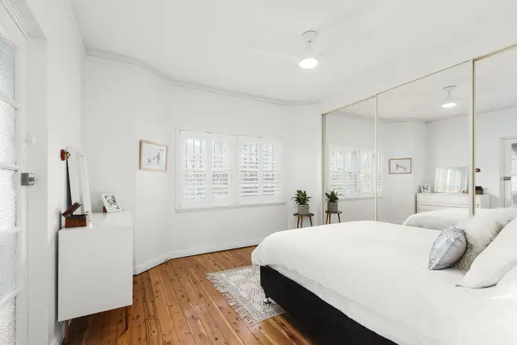 Fifth view of Homely apartment listing, 2/33 Byron Street, Coogee NSW 2034