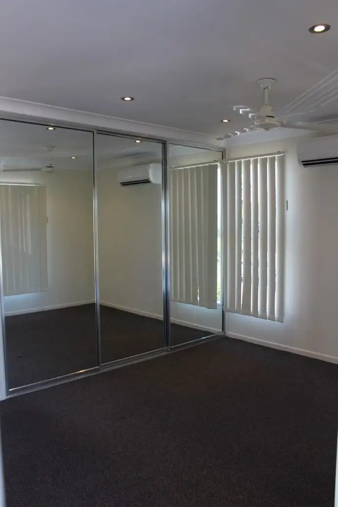 Sixth view of Homely unit listing, 3/4 Pittsbay, Boyne Island QLD 4680