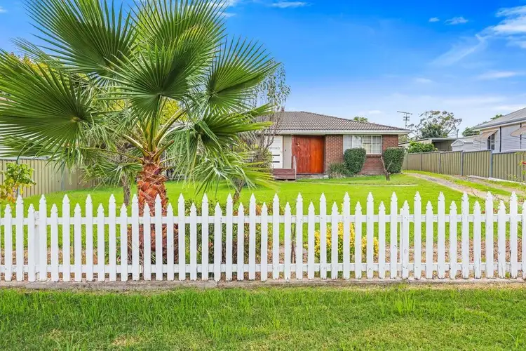 Second view of Homely house listing, 19 Laurel Street, Kootingal NSW 2352