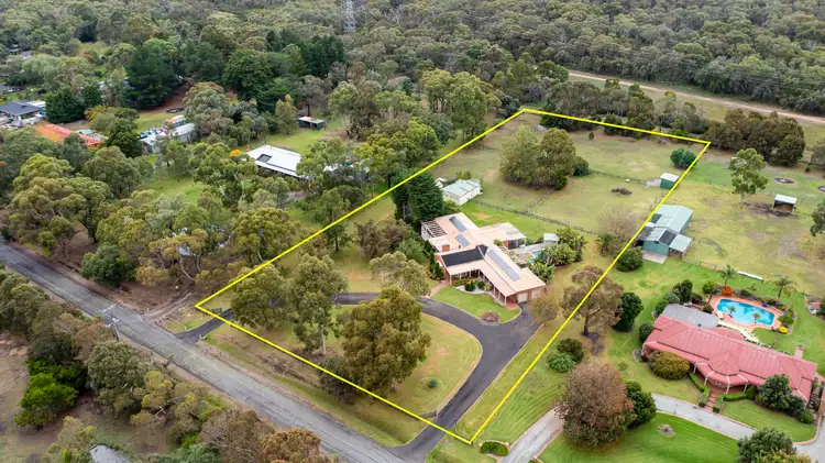 Second view of Homely house listing, 9 Chadwick Close, Langwarrin VIC 3910