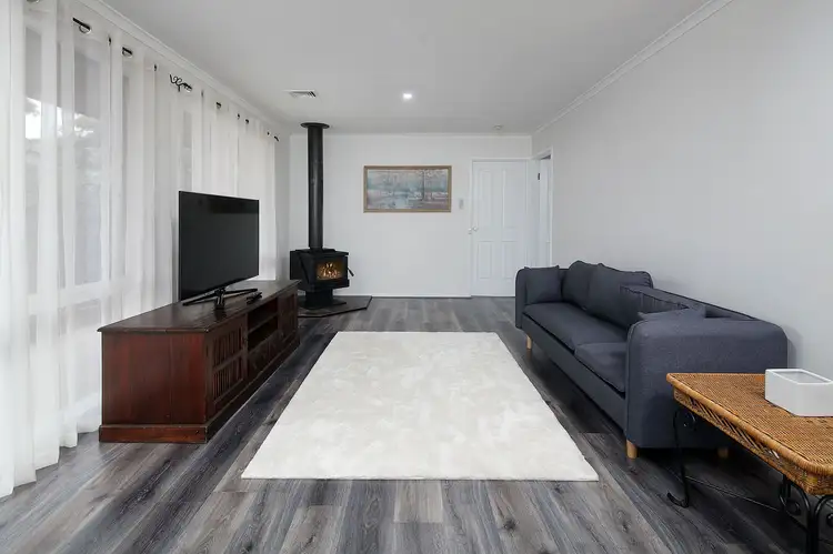 Fourth view of Homely house listing, 11 Cuneata Close, Langwarrin VIC 3910