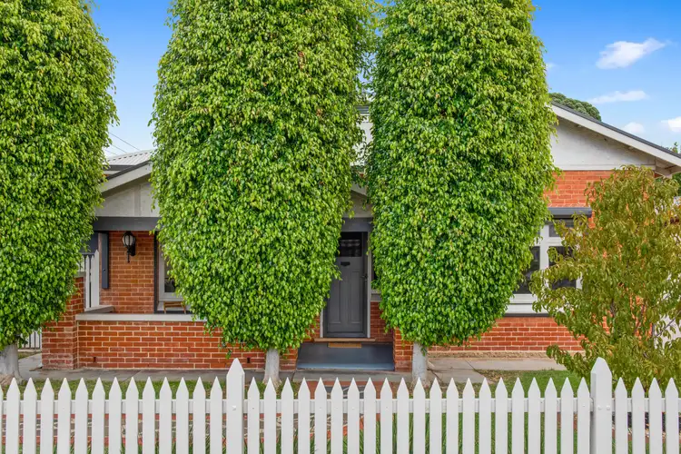 60 Oval Avenue, Woodville South SA 5011