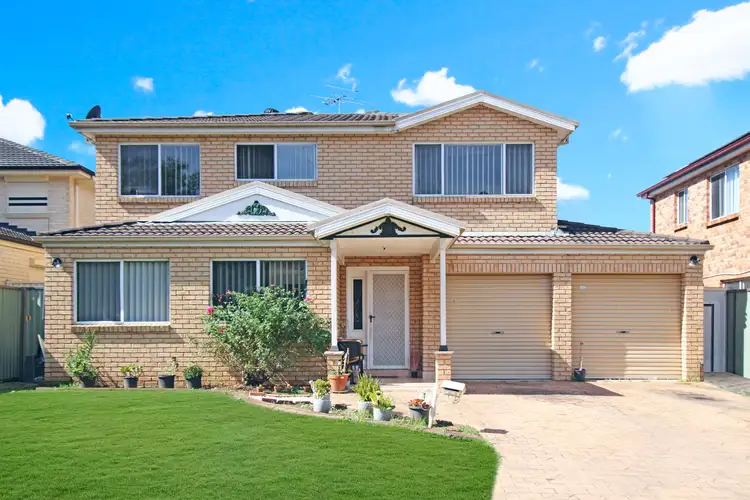 1 Marjorie Close, Casula NSW 2170