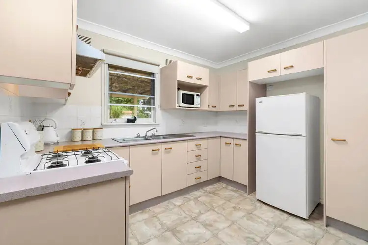 Fifth view of Homely house listing, 4 Cox Crescent, Hobartville NSW 2753