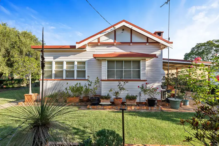 2 Collins Street, Pittsworth QLD 4356