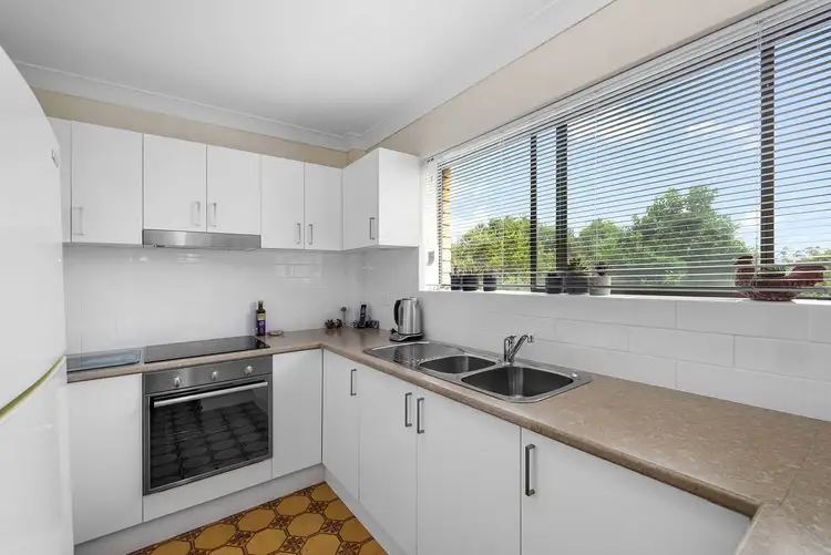 Fifth view of Homely apartment listing, 5/28 Weston Street, Coorparoo QLD 4151