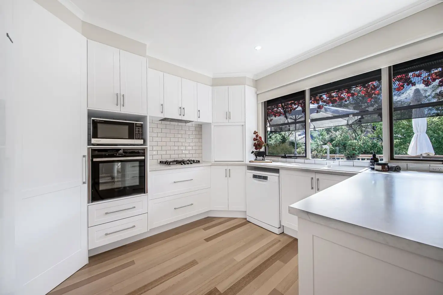 Main view of Homely house listing, 21 Milliara Street, Mount Waverley VIC 3149