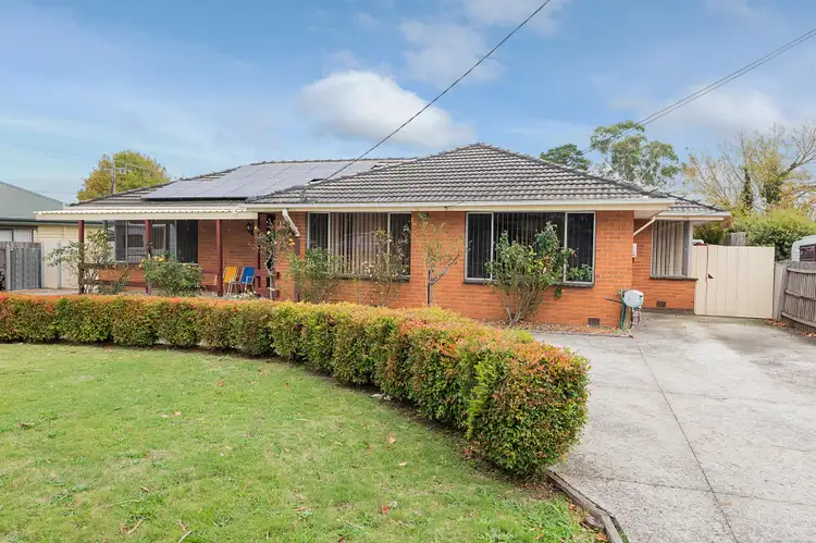 99 Orange Grove, Bayswater VIC 3153