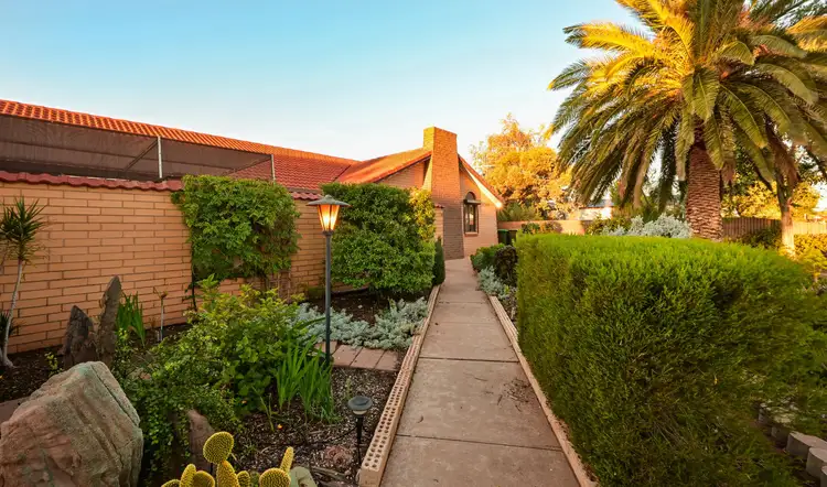 14 Margaret Avenue, Stirling North SA 5710