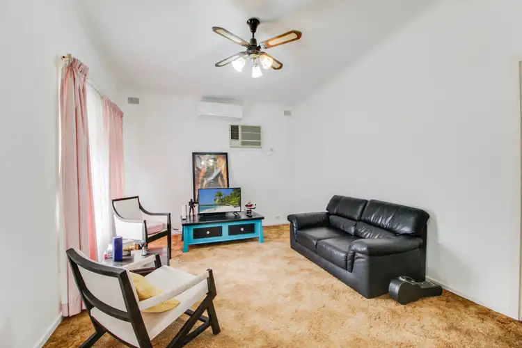 Second view of Homely house listing, 5 Coolibah Crescent, Renmark SA 5341