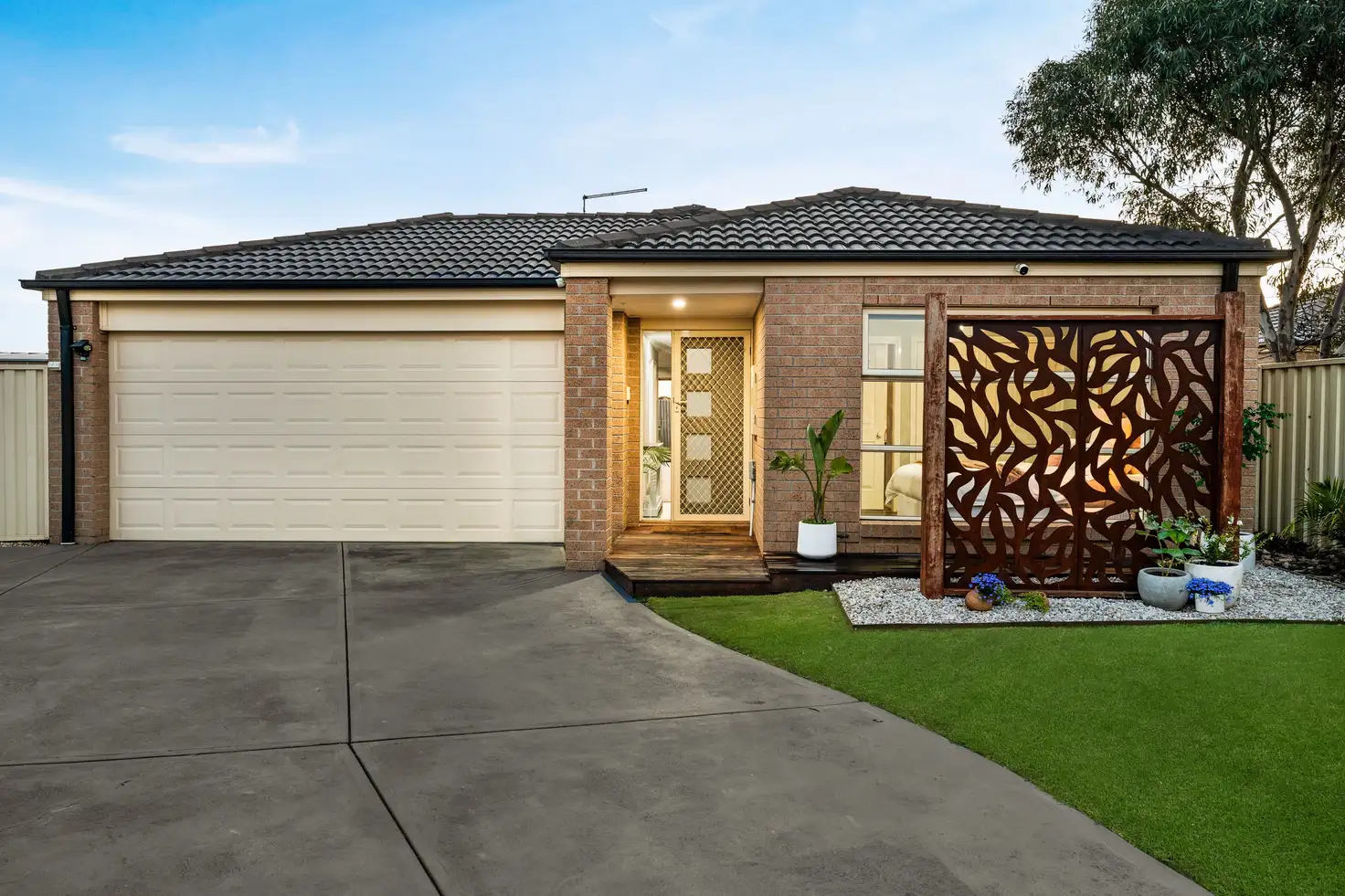 Main view of Homely house listing, 4 Belvedere Drive, Pakenham VIC 3810