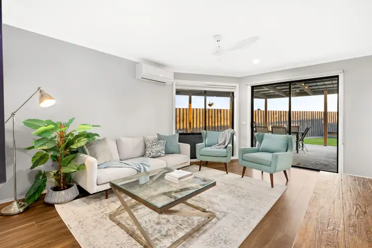 Sixth view of Homely house listing, 4 Belvedere Drive, Pakenham VIC 3810