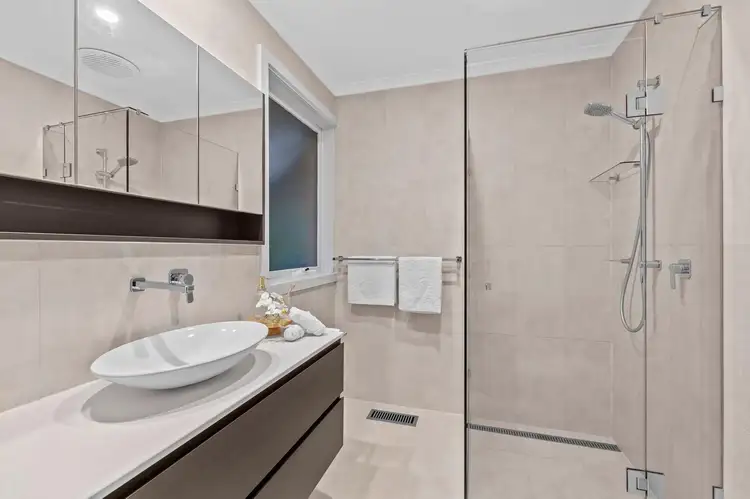 Sixth view of Homely house listing, 33 Wayland Court, Diamond Creek VIC 3089