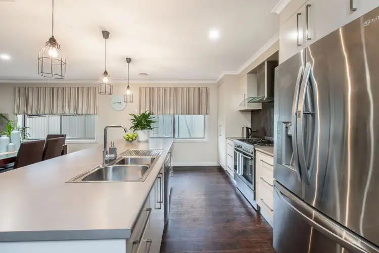 746 Centaur Road, Hamilton Valley NSW 2641