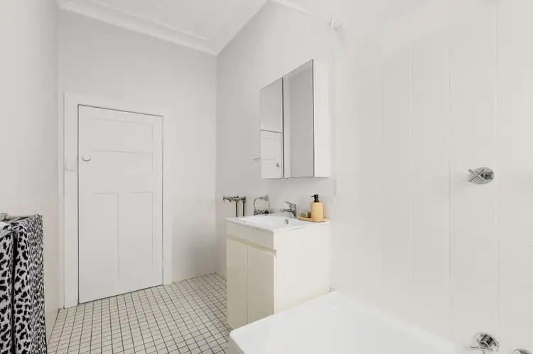 Sixth view of Homely apartment listing, 13/110 Ramsgate Avenue, Bondi Beach NSW 2026