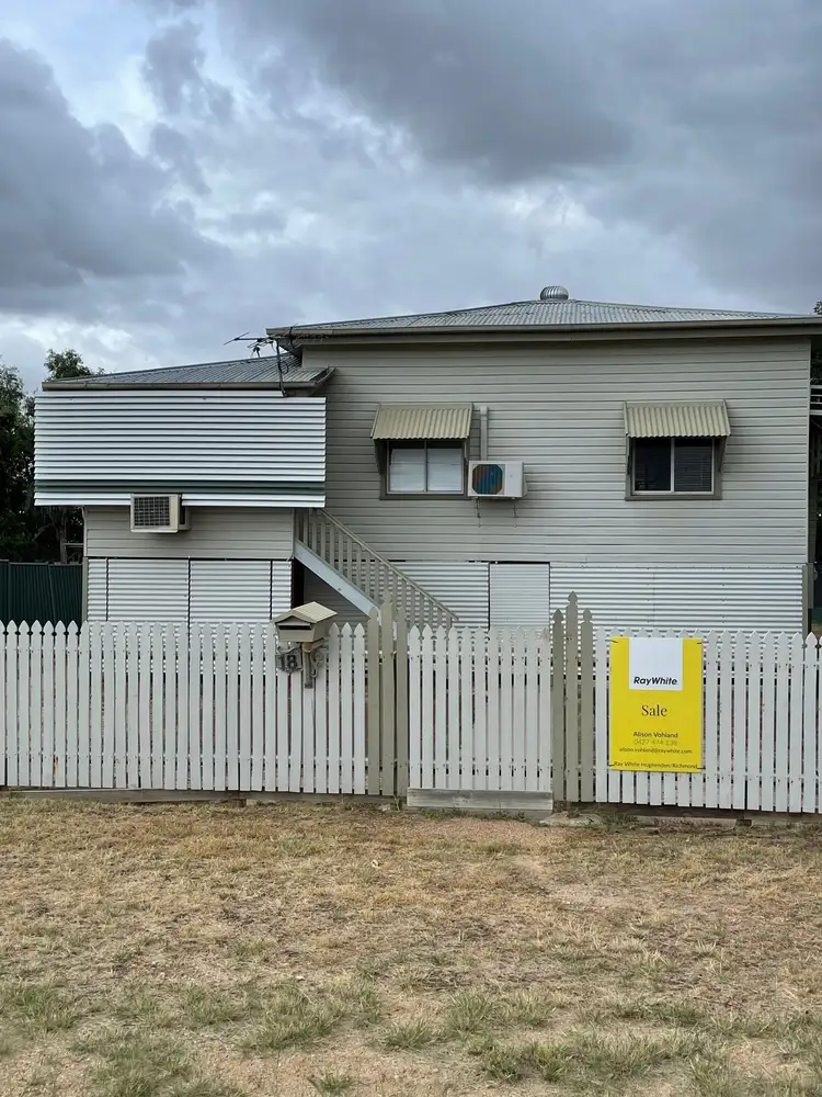 18 Abbott Street, Hughenden QLD 4821