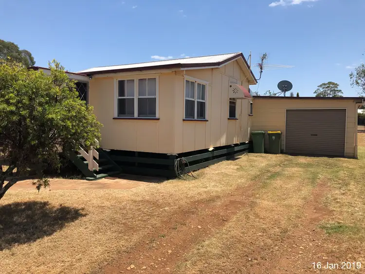 6 Hill Street, Pittsworth QLD 4356