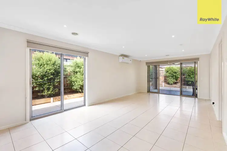 Fourth view of Homely house listing, 8 Forest Court, Bacchus Marsh VIC 3340