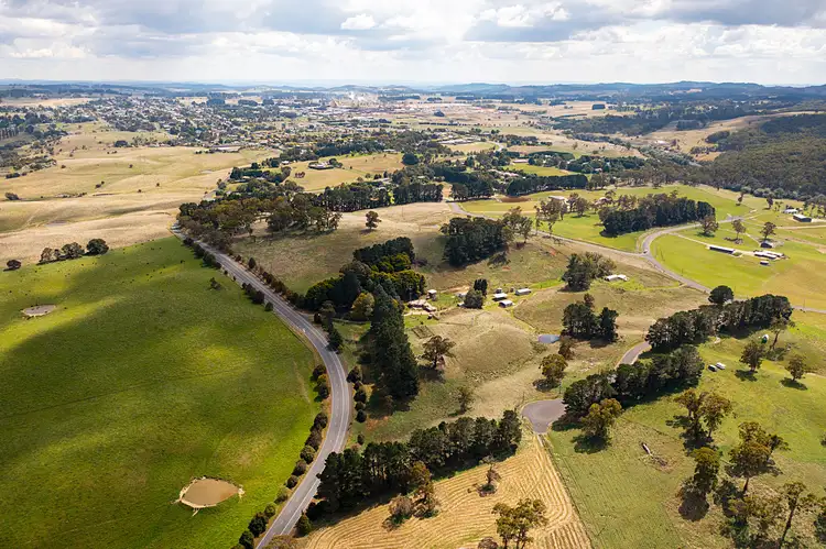 235 Duckmaloi Road, Oberon NSW 2787