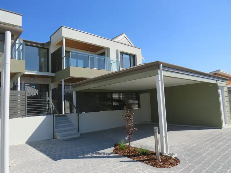8/5 Kalamunda Road, Kalamunda WA 6076