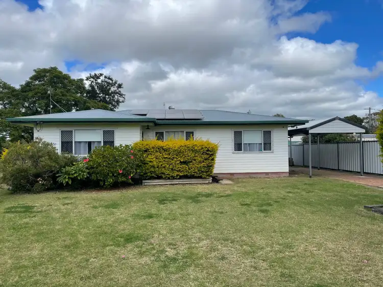 27 Hill Street, Pittsworth QLD 4356