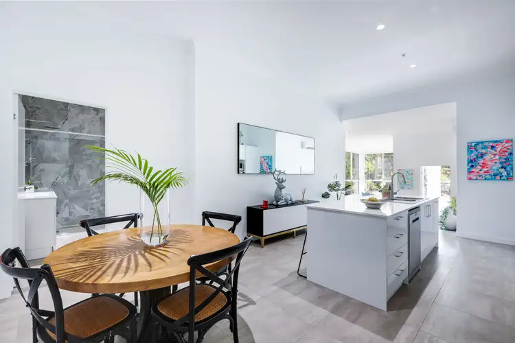 Main view of Homely unit listing, 2/3422 Surfers Paradise Boulevard, Surfers Paradise QLD 4217