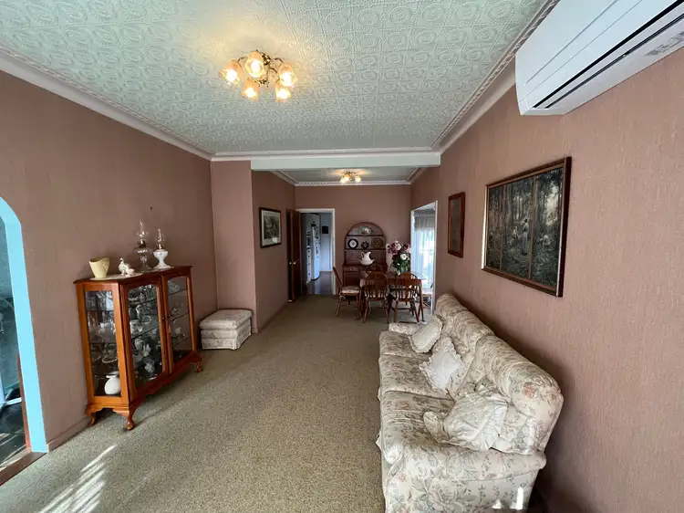 Fifth view of Homely house listing, 17 Lawson Crescent, Griffith NSW 2680