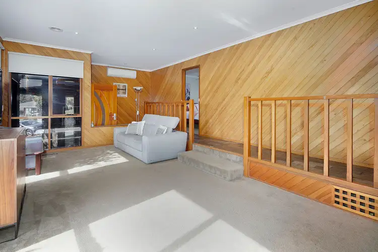 Second view of Homely house listing, 2 Airlie Court, Langwarrin VIC 3910