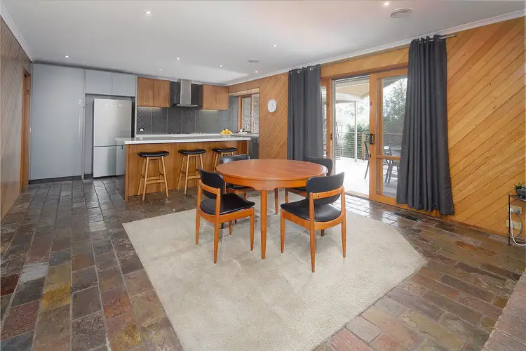Fifth view of Homely house listing, 2 Airlie Court, Langwarrin VIC 3910