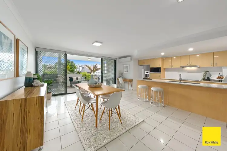 Second view of Homely apartment listing, 6/8 Catherine Street, Woolloongabba QLD 4102