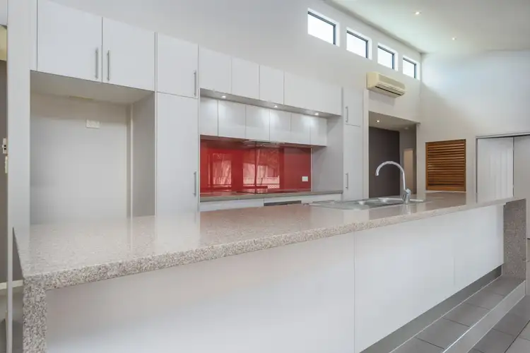 Fifth view of Homely house listing, 3 Coombs Court, Emerald QLD 4720