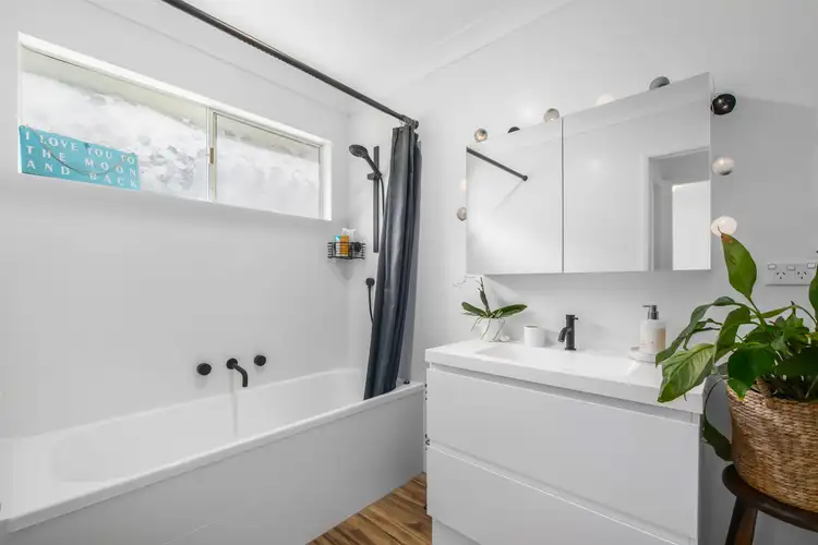 Fifth view of Homely house listing, 73 The Broadwaters, Tascott NSW 2250