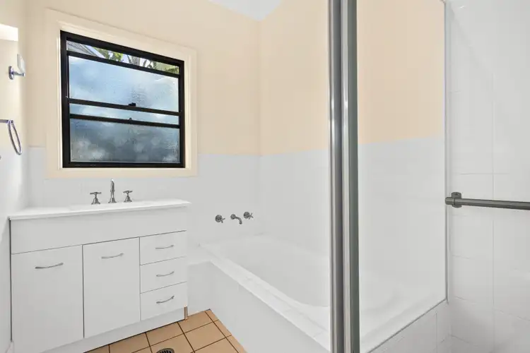 Sixth view of Homely house listing, 10 Lyne Street, Oak Flats NSW 2529