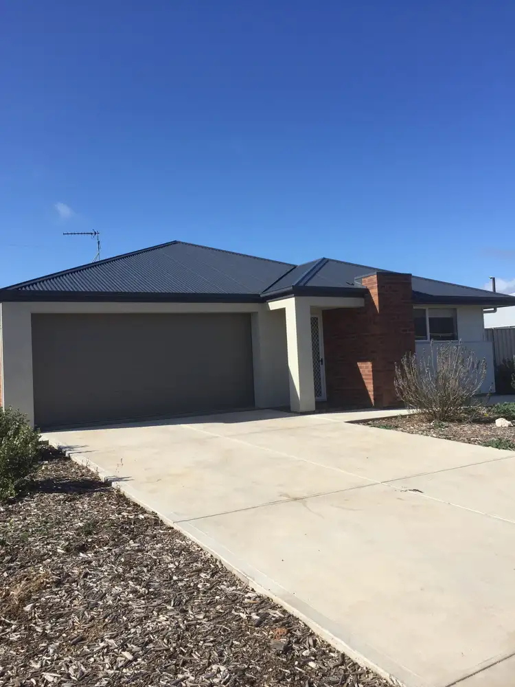 32 Clarke Street, Wallaroo SA 5556