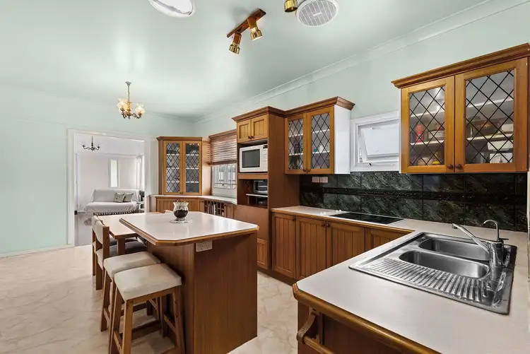 Fifth view of Homely house listing, 129 Central Avenue, Sherwood QLD 4075
