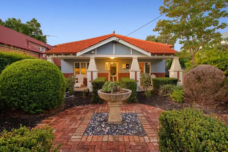 222 Eighth Avenue, Inglewood WA 6052