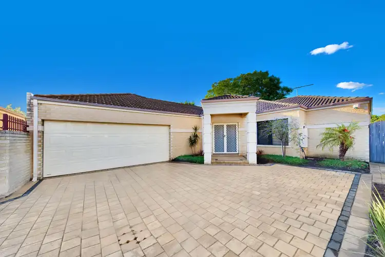 2/322B The Strand, Dianella WA 6059