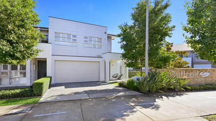 85 Bradley Street, Glenmore Park NSW 2745