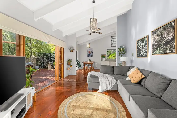 8 Dering Street, Diamond Creek VIC 3089