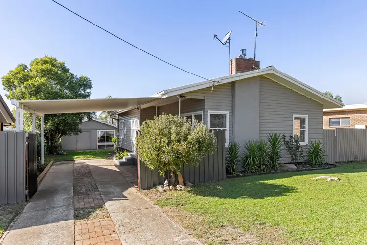 51 Inglis Street, Lake Albert NSW 2650