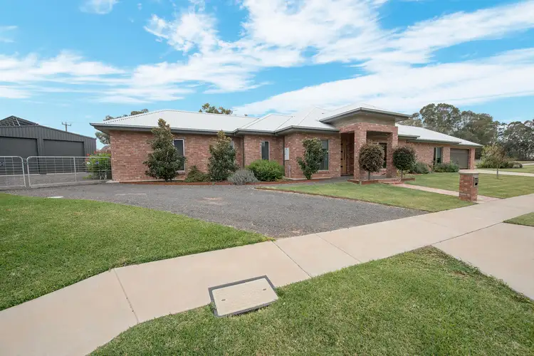 15 Maddern Court, Swan Hill VIC 3585