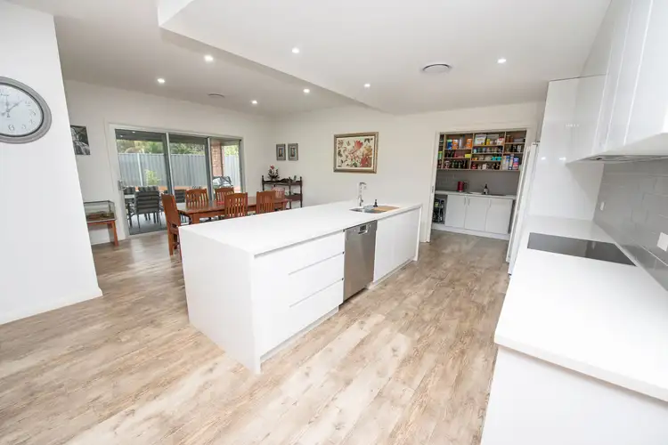 Fifth view of Homely house listing, 15 Maddern Court, Swan Hill VIC 3585