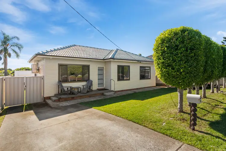 16 Cassia Street