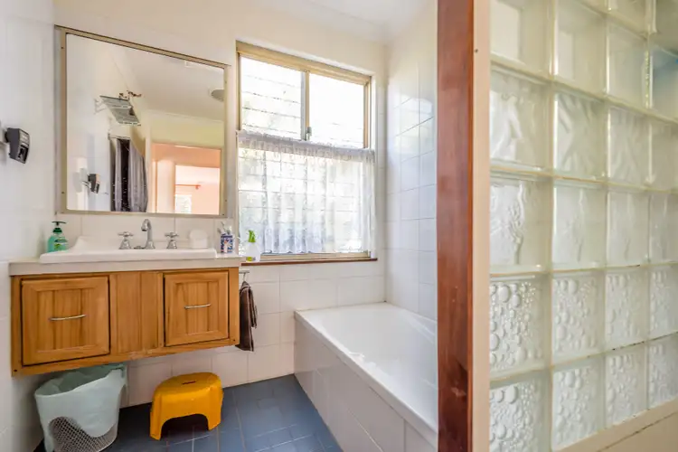 Fifth view of Homely house listing, 26 Central Road, Wonthella WA 6530