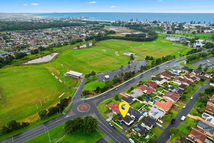 Sixth view of Homely house listing, 1/3 Jindabyne Road, Flinders NSW 2529