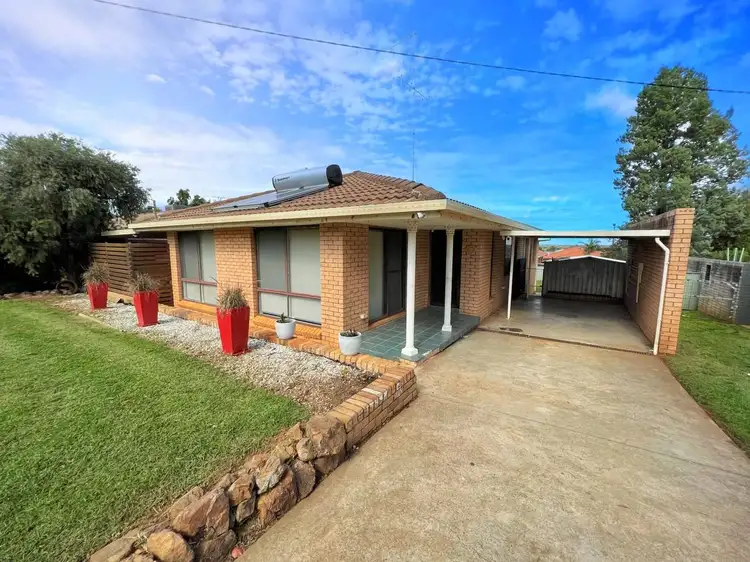 7 Want Street, Parkes NSW 2870