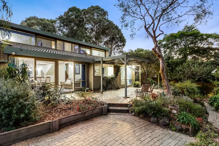 6 Prospector Court, Wheelers Hill VIC 3150