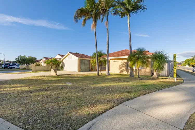 2 Olive Grove, Beechboro WA 6063