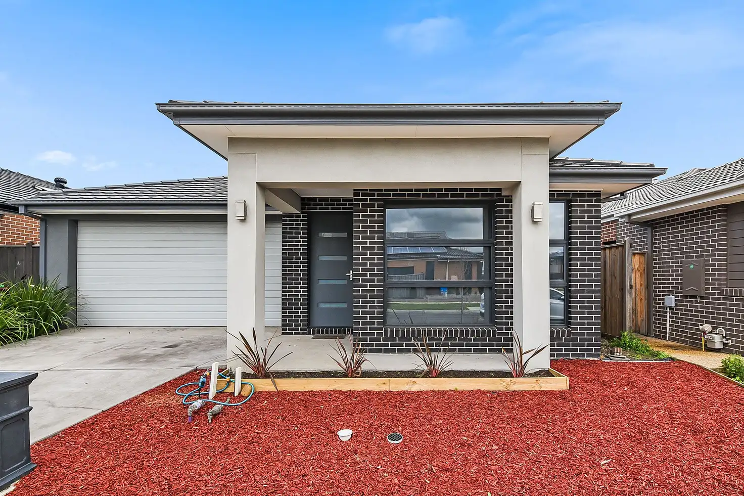 Main view of Homely house listing, 5 Faolan Way, Cranbourne West VIC 3977